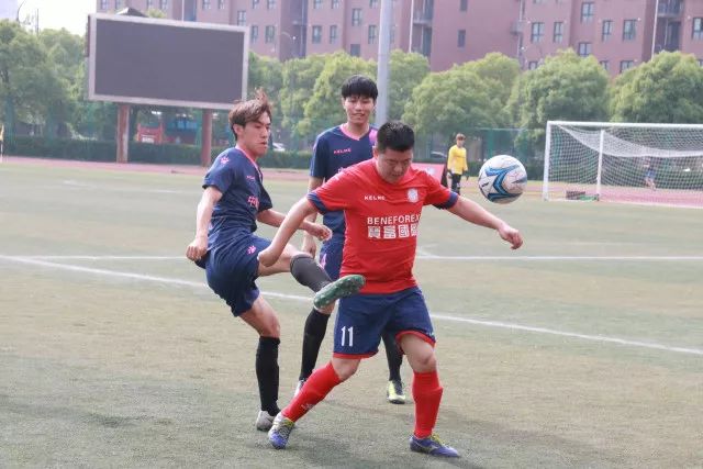 曼城与巴黎对决创下历史身价新纪录